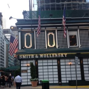 Smith & Wollensky in Midtown East